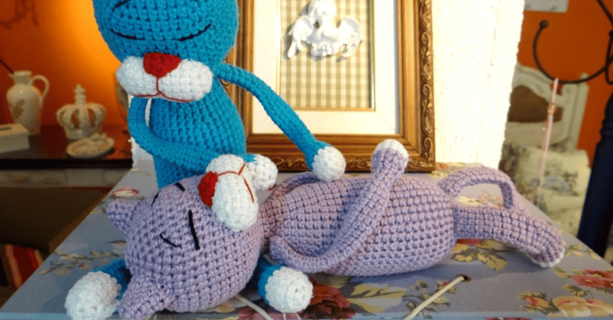 Decore a sua casa com o Amigurumi de gato em Crochê: Passo a passo com gráficos