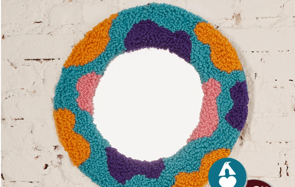 Moldura para espelho em Punch Needle – Uma Ideia Genial Para sua Casa