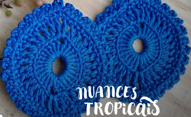 Brincos pétala – Acessório feito com BELLA FASHION
