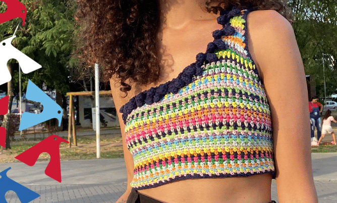 Cropped de crochê transversal – Fio BELLA/BELLINHA