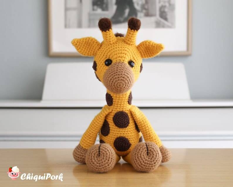 Amigurumi Girafa Dolores – Crochet  Pattern