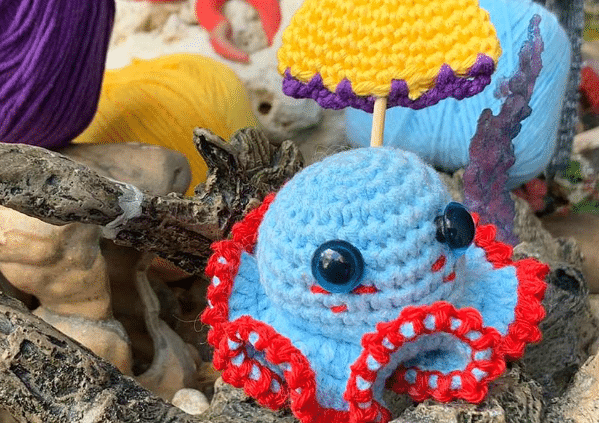 Amigurumi do Alceu polvo – Fios Balloon Amigo e Bella Fashion