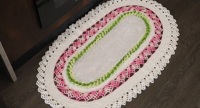 Tapete-Oval-Bailarina-croche-1.jpeg