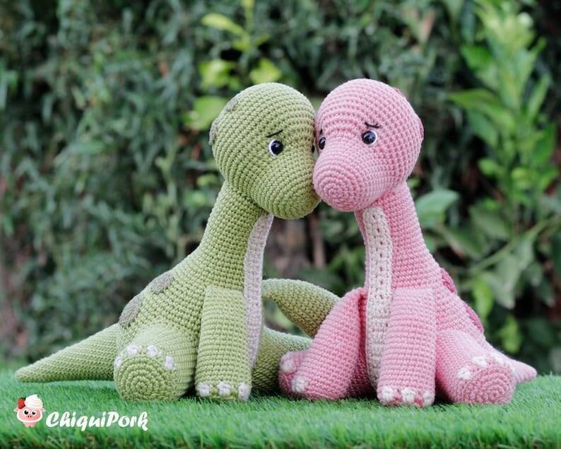 Amigurumi Dinossauro Nek – Dinosaur Amigurumi  Crochet Pattern