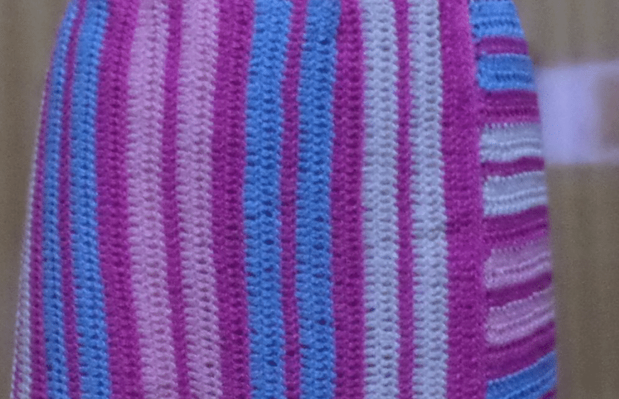 Saia listrada rosa, bege e azul plus size