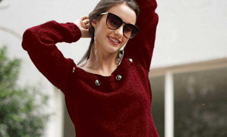 Blusa vermelha com brilho de tricô