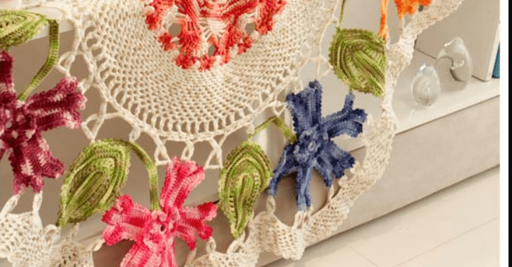 Tapete redondo com flores em crochê – Barroco