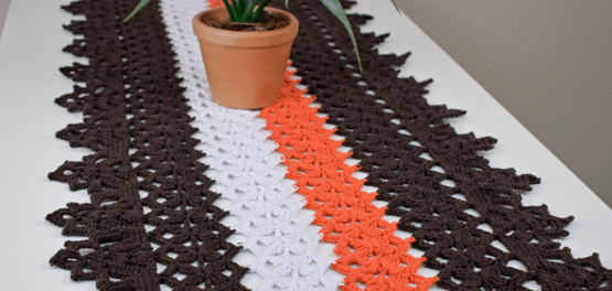 Trilho de Mesa de crochê com Linha Ecotrama