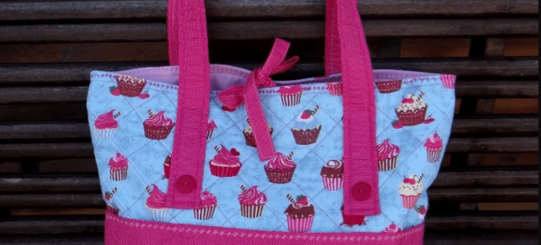Bolsa Cupcake em Patchwork