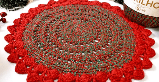 Sousplat de Crochê: Magia do Natal em Casa!