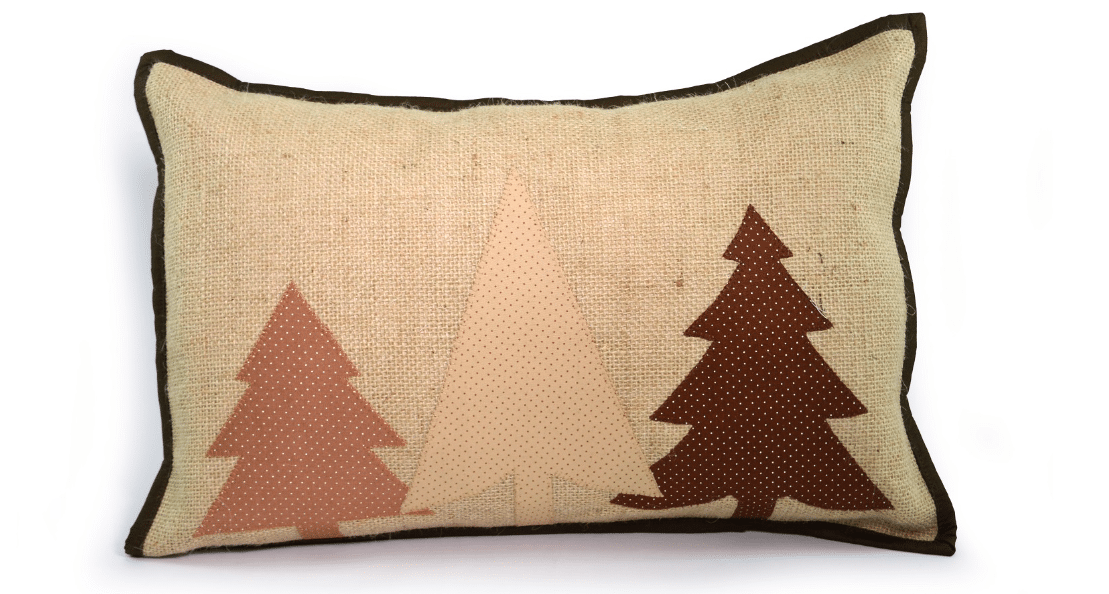 Elegância Artesanal: Almofada Pinheirinho em Patchwork: Com Molde