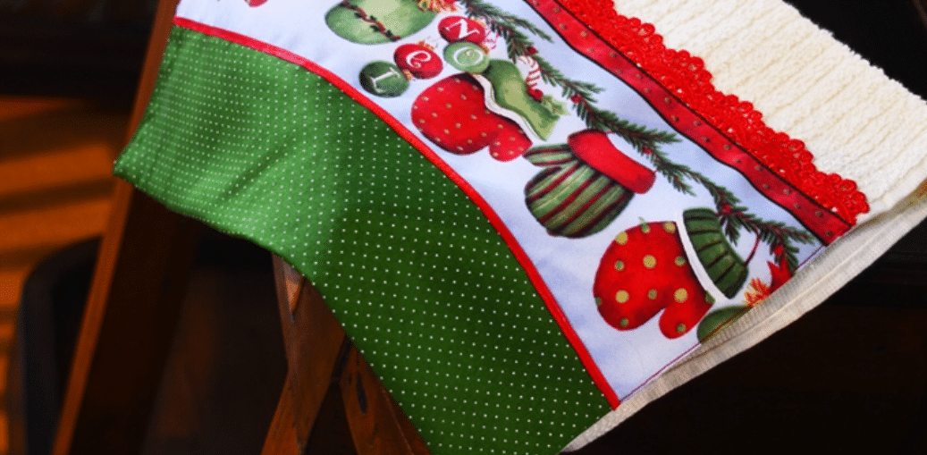 Encanto Natalino em Patchwork: Toalha de Lavabo