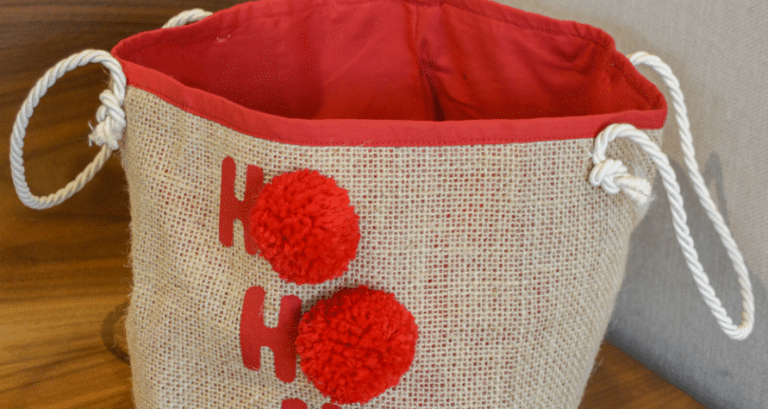 Cesto em Patchwork Ho Ho Ho: Uma Expressão Aconchegante do Natal