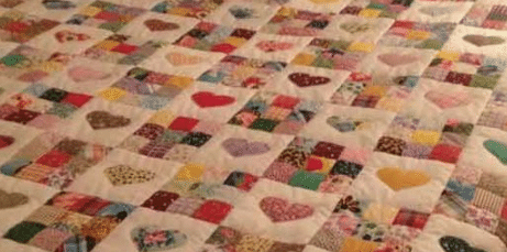 Patchwork e Costura Criativa: Moda DIY que Agrega Saúde Mental