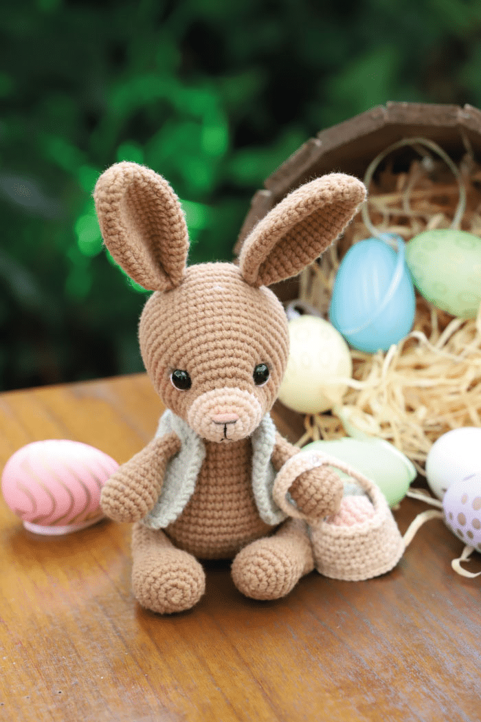 Como Criar um Encantador Amigurumi Coelho de Crochê para a Páscoa: Guia Fácil e Divertido Para Iniciantes!