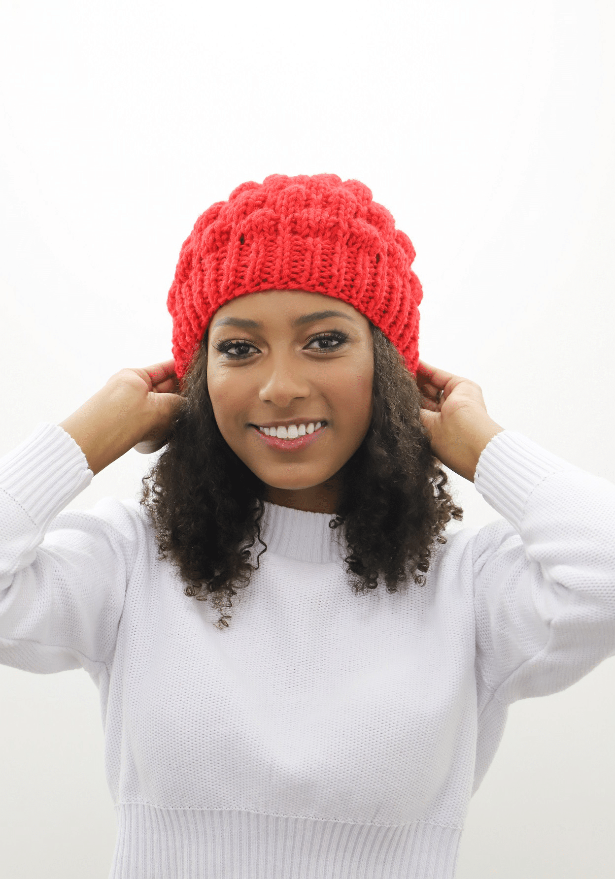 Gorro de Gomos Vermelho Cereja