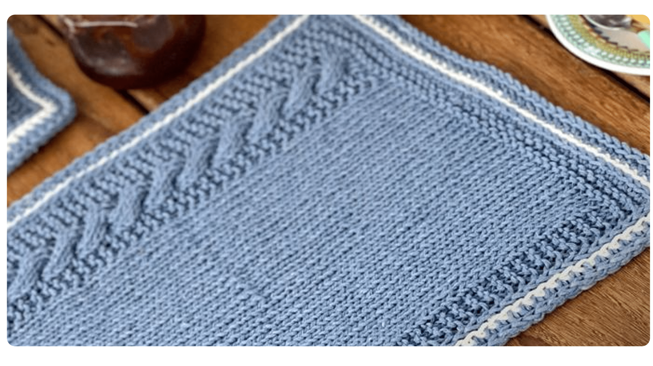 Jogo Americano em Tricô com Fio Jeans: Charme e Estilo para a sua Mesa