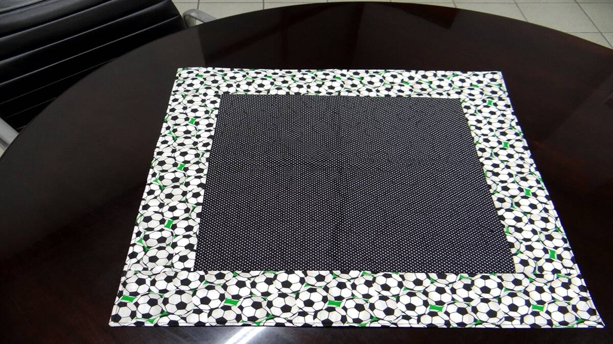 Centro de Mesa Futebol em Patchwork: Aprenda a Fazer o Seu!