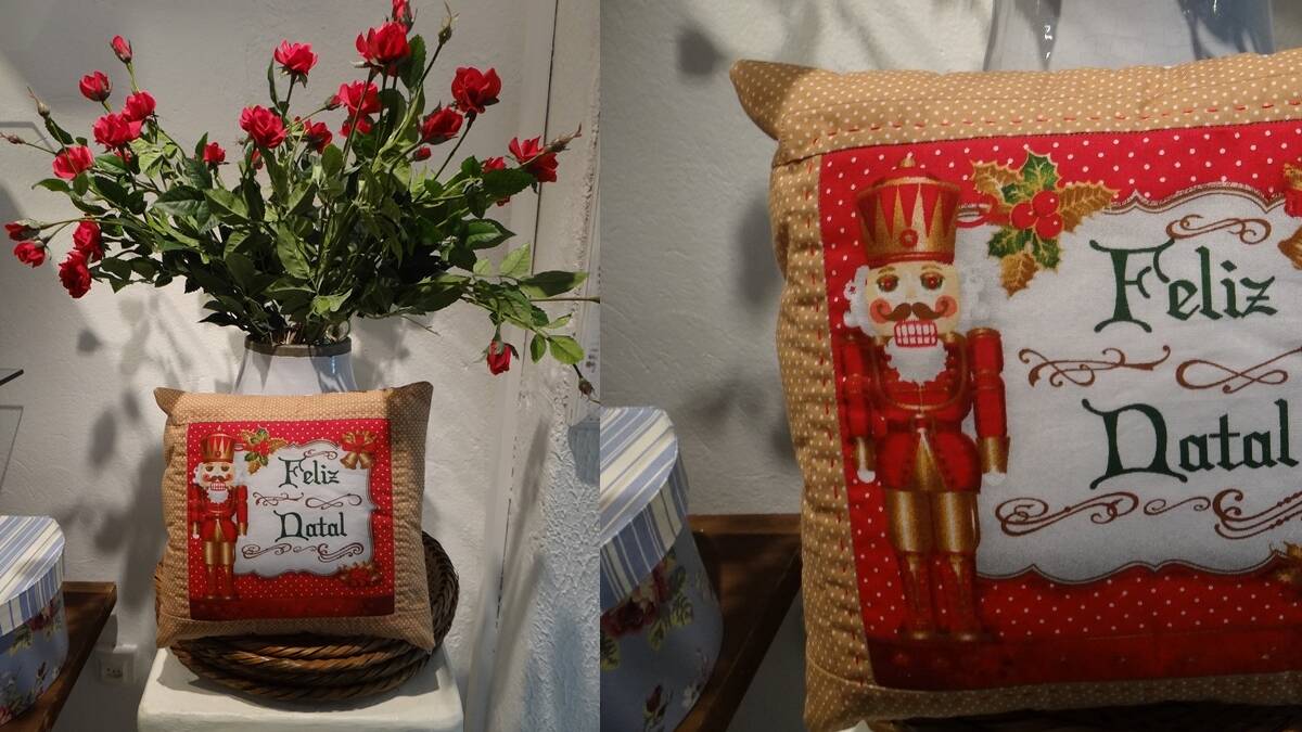 Mini Almofada em Patchwork: Seu Natal Mais Charmoso!