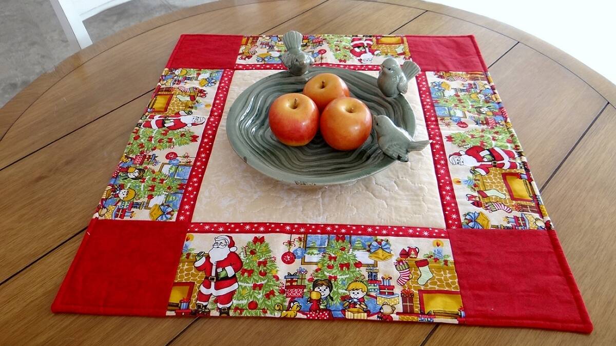 Centro de Mesa em Patchwork Noel: Decore o Seu Natal!