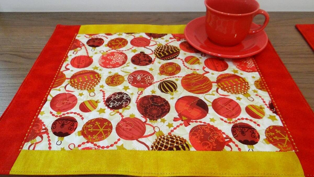 Jogo Americano em Patchwork: Uma Peça Linda Para o Seu Natal!