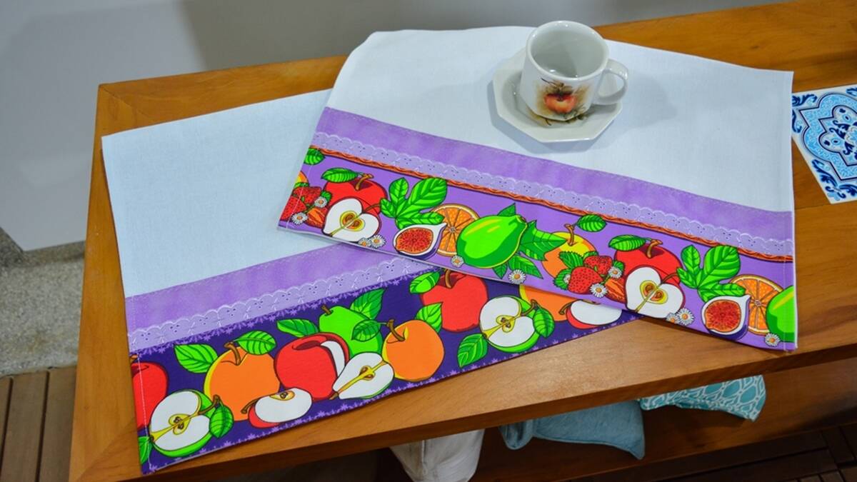 Panos de Prato com Barrado de Frutas: Aprenda a Fazer os Seus!