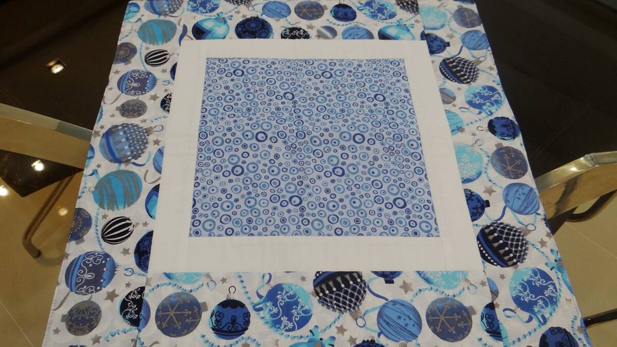 Toalha de Mesa de Patchwork de Natal Azul: Guia Completo!