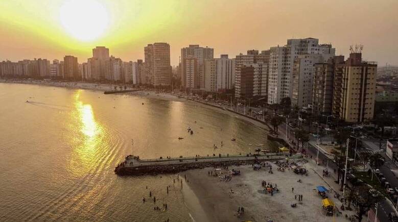 População de São Vicente se Preocupa e Prepara para Combate às Enchentes