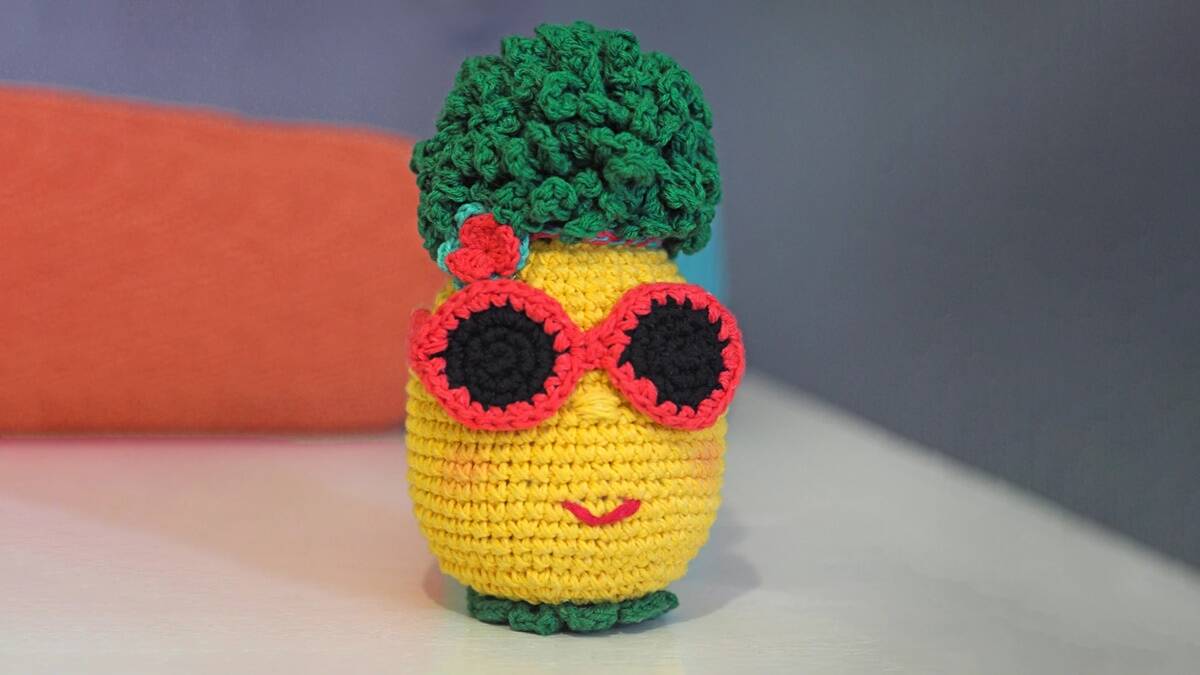 Amigurumi do Abacaxi de Óculos: Um Projeto Divertido!