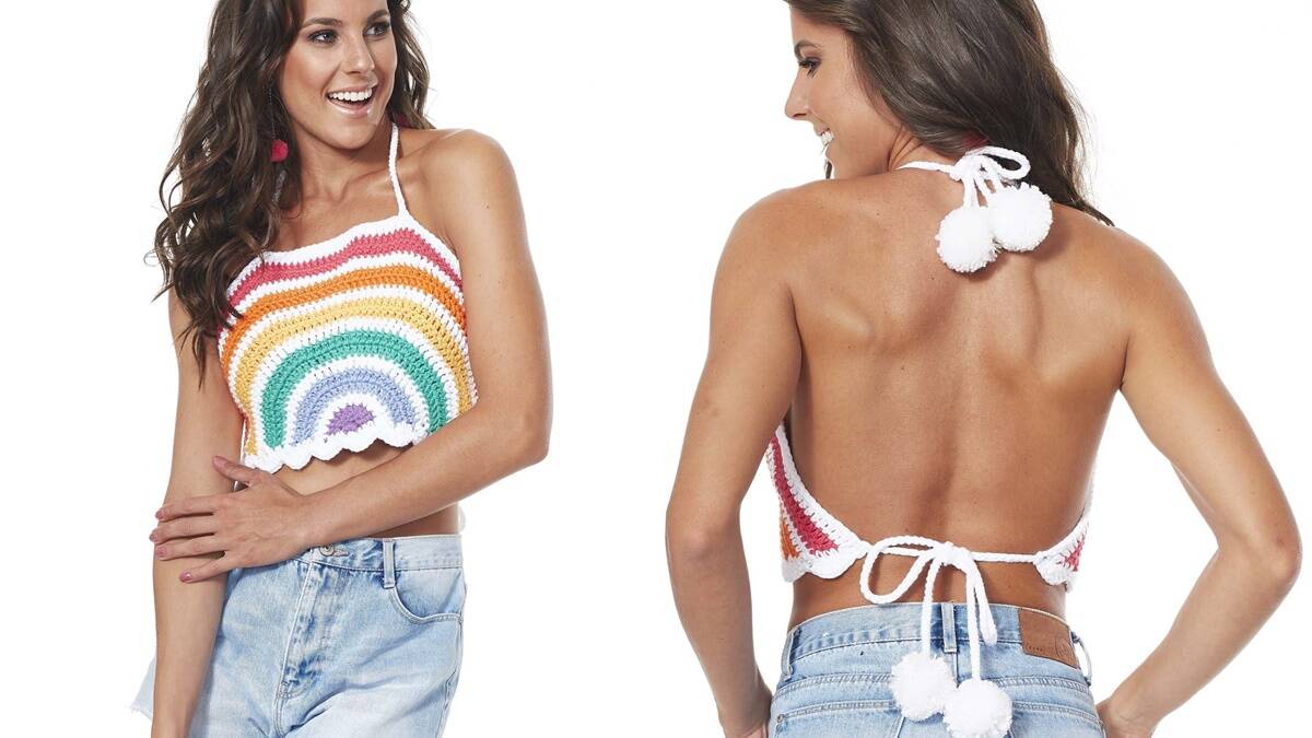 Cropped de Crochê Arco-íris: Uma Peça Linda e Divertida!