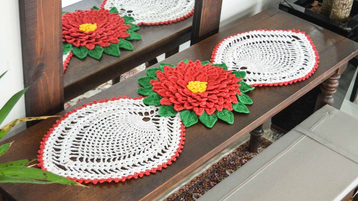 Trilho de Mesa Natalino em Crochê: Como Fazer o Seu?