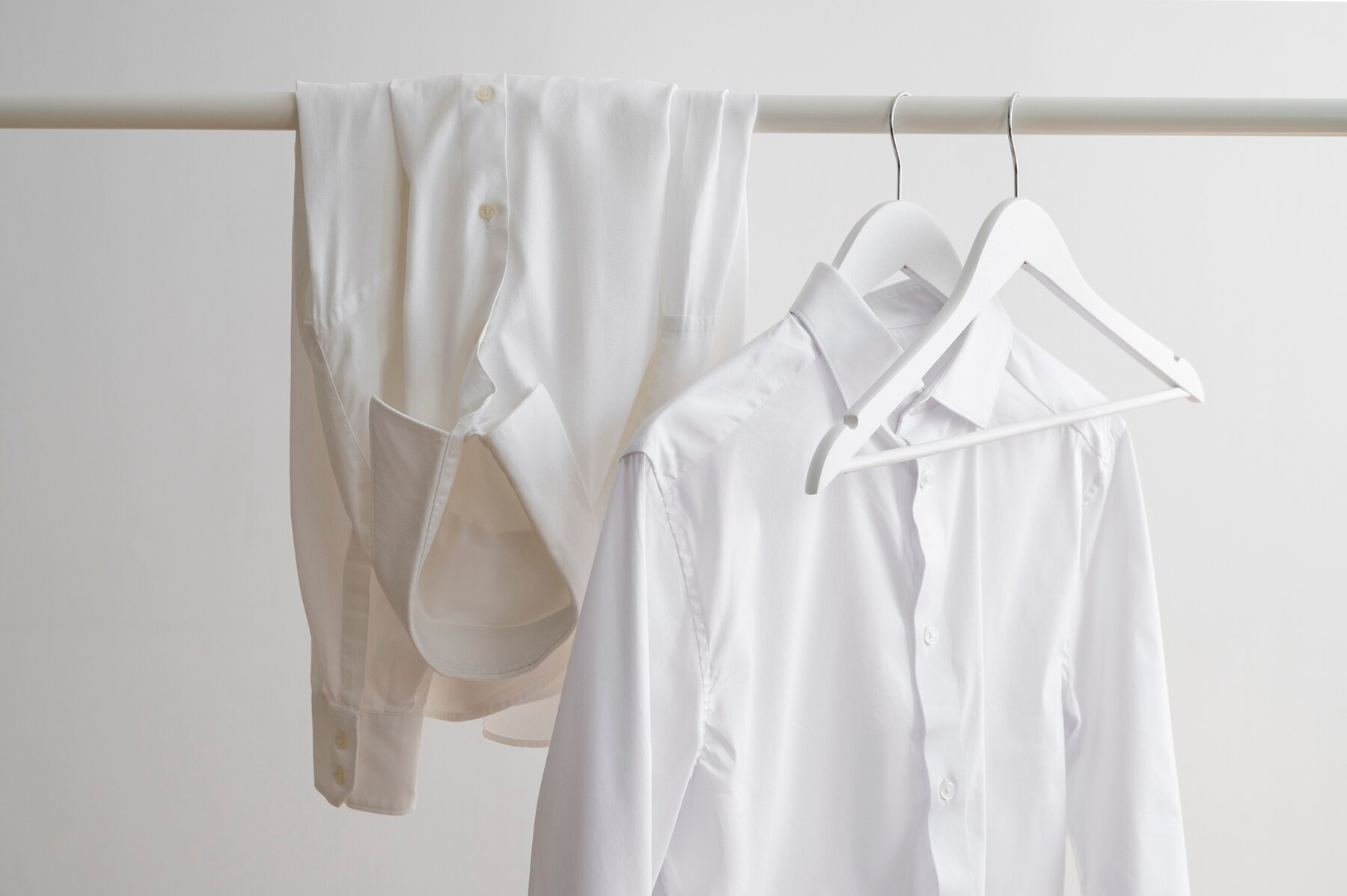 6 maneiras para deixar as suas roupas mais brancas e sem manchas