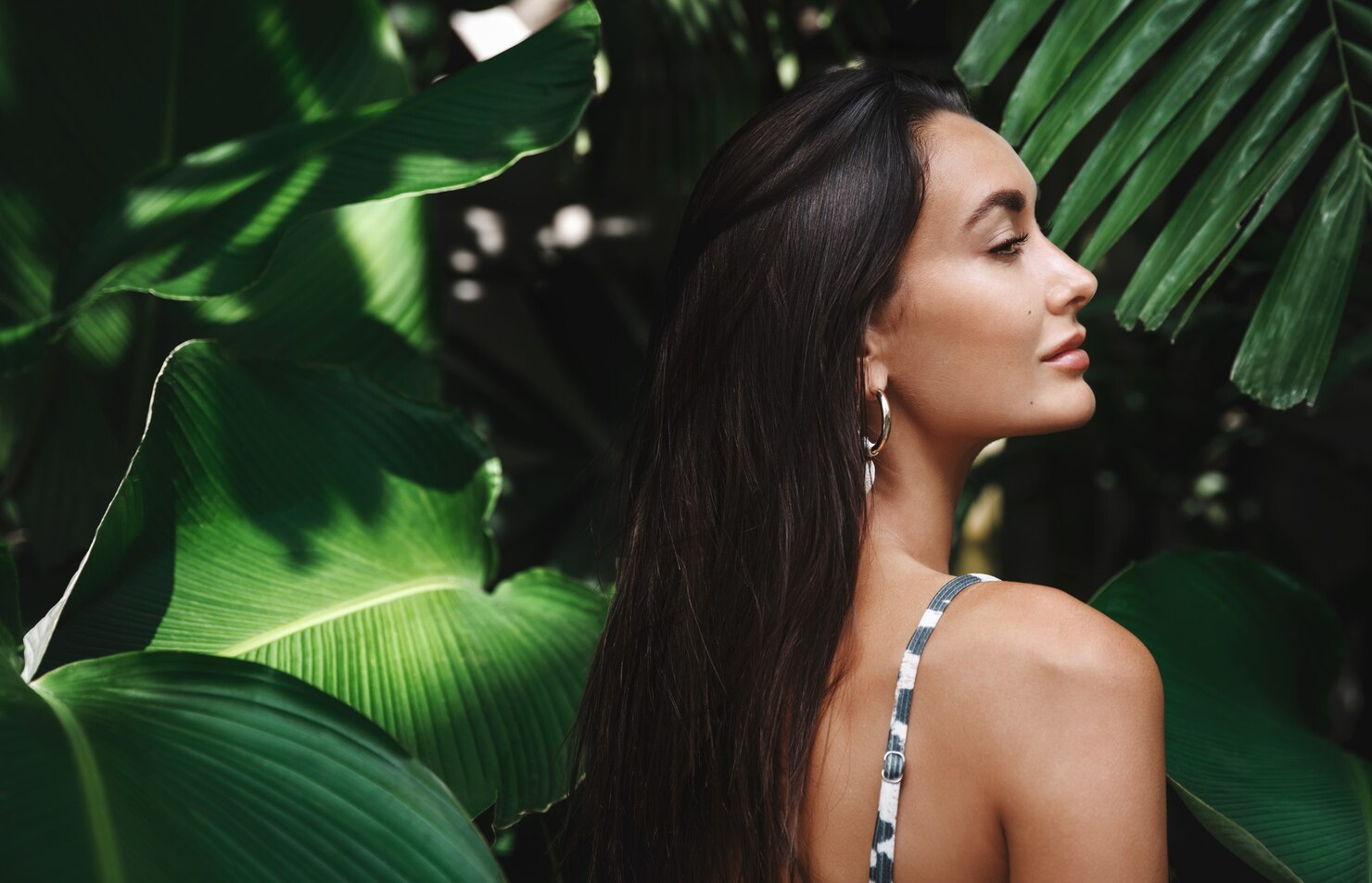 Deixe de usar chapinha! Conheça o botox capilar caseiro feito com 4 Ingredientes para deixar os cabelos mais lisos sem danificar os fios