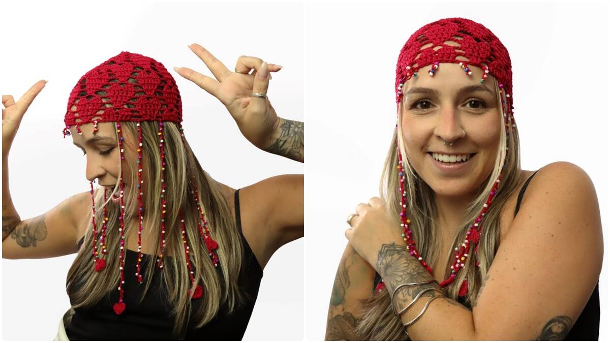 Headpiece de Crochê Corações: Criatividade e Charme!