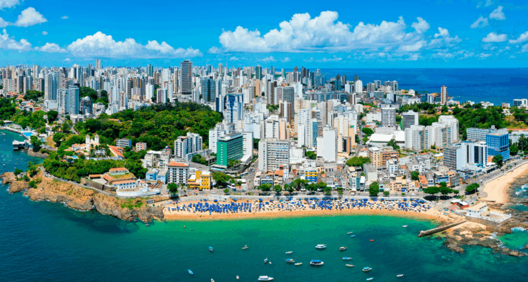 O que está fazendo Salvador ser a cidade mais procurada da Bahia para viajar no meio do ano? - Foto: Salvador – Submarino Viagens