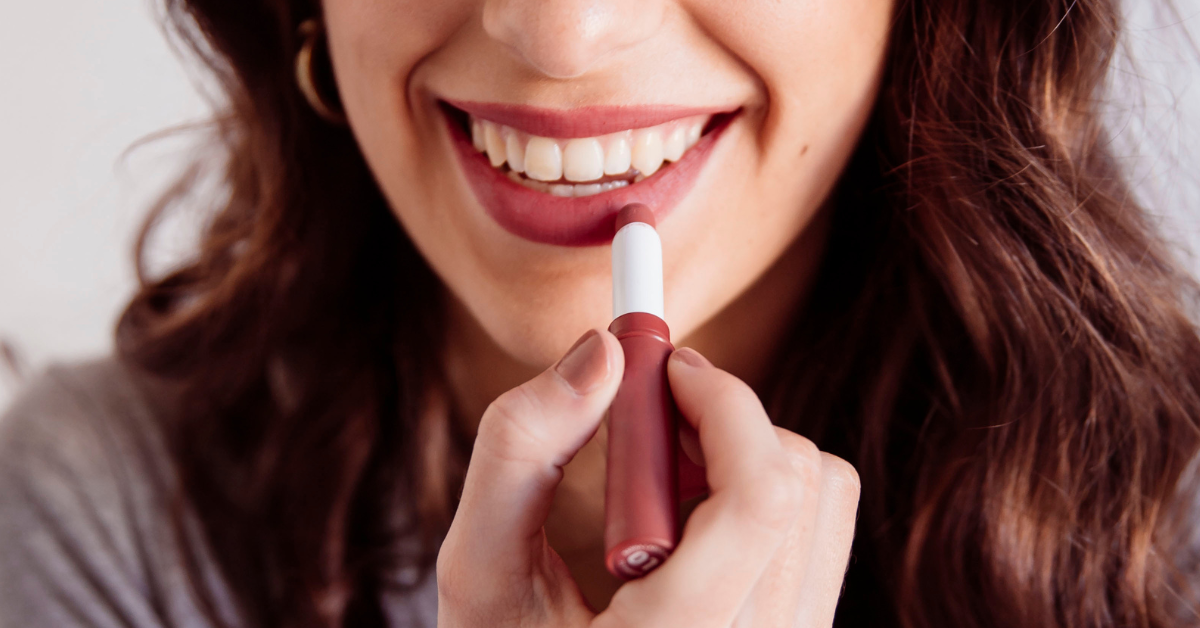 5 Atitudes Que Deixam Toda Mulher Atraente e Com a Autoestima Lá em Cima!