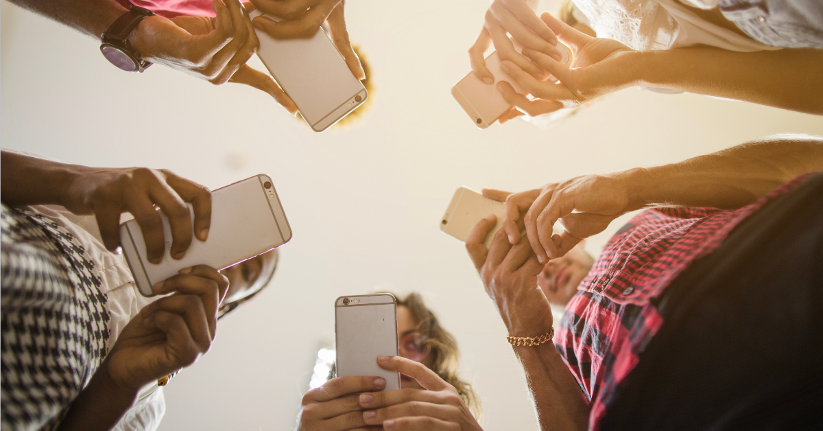 Redes sociais e autoestima: entendendo a influência da “perfeição” online