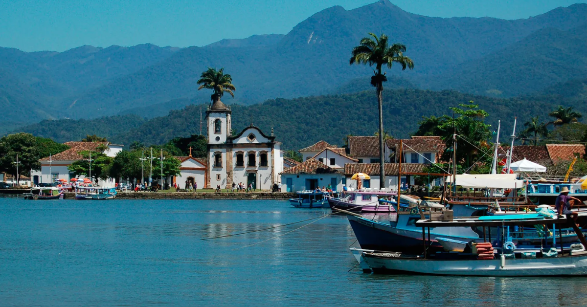 Por que outubro é um dos melhores meses para visitar Paraty no Rio