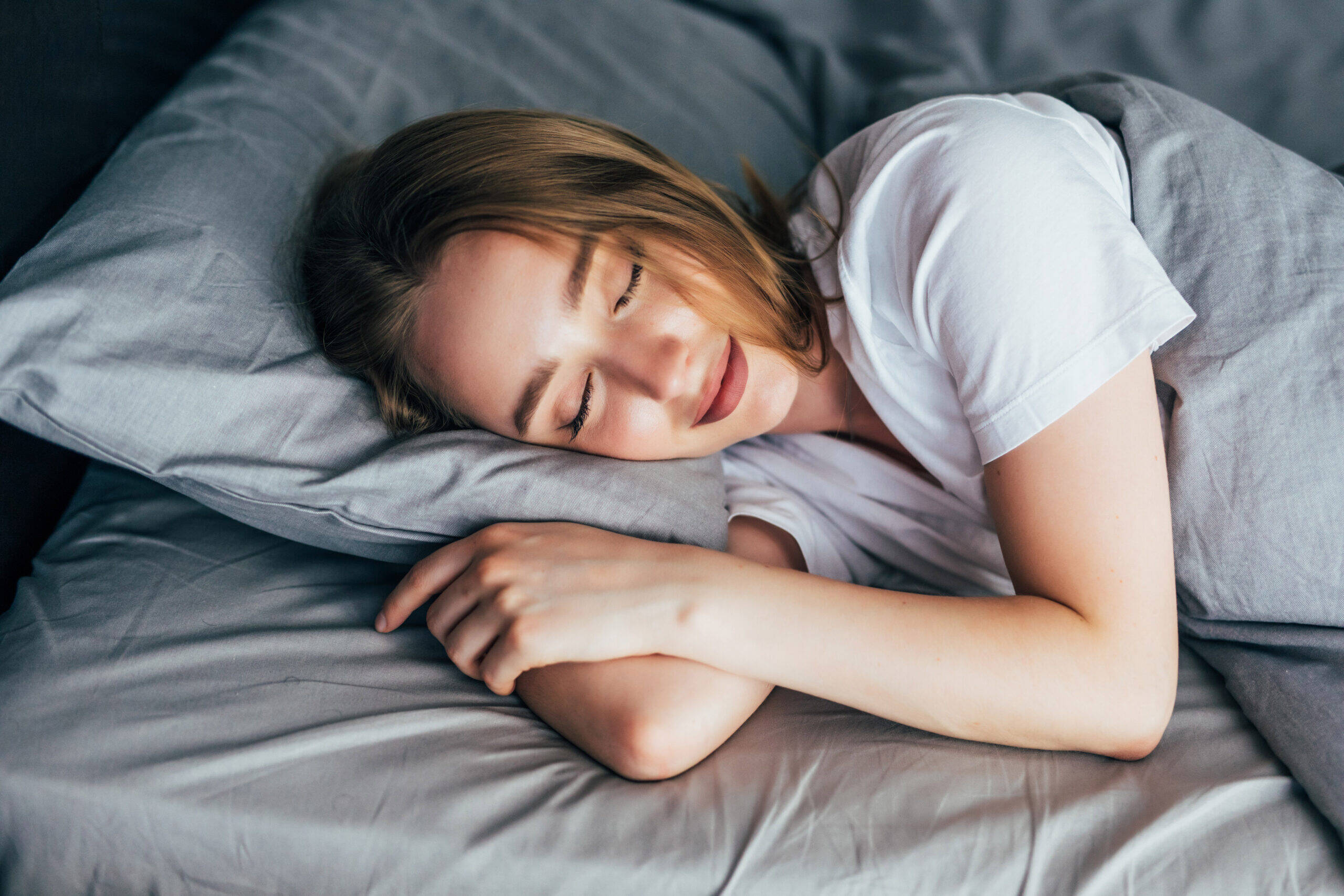 Saiba como dormir pode transformar sua aparência