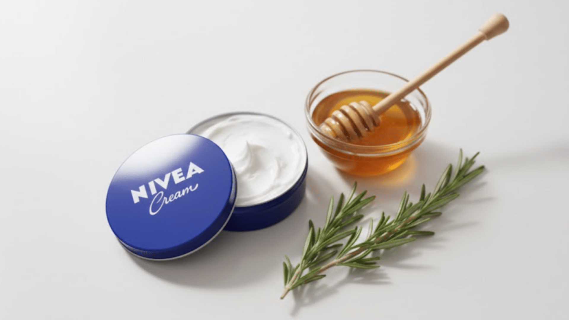 Como usar creme Nivea adicionando mel para auxiliar no combate de rugas e manchas