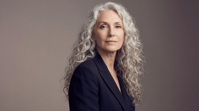 Woman_Curly_Silver_Hair_Editorial_4K