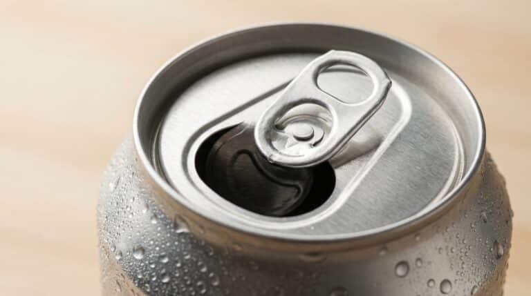 Lata de Refrigerante Aberta