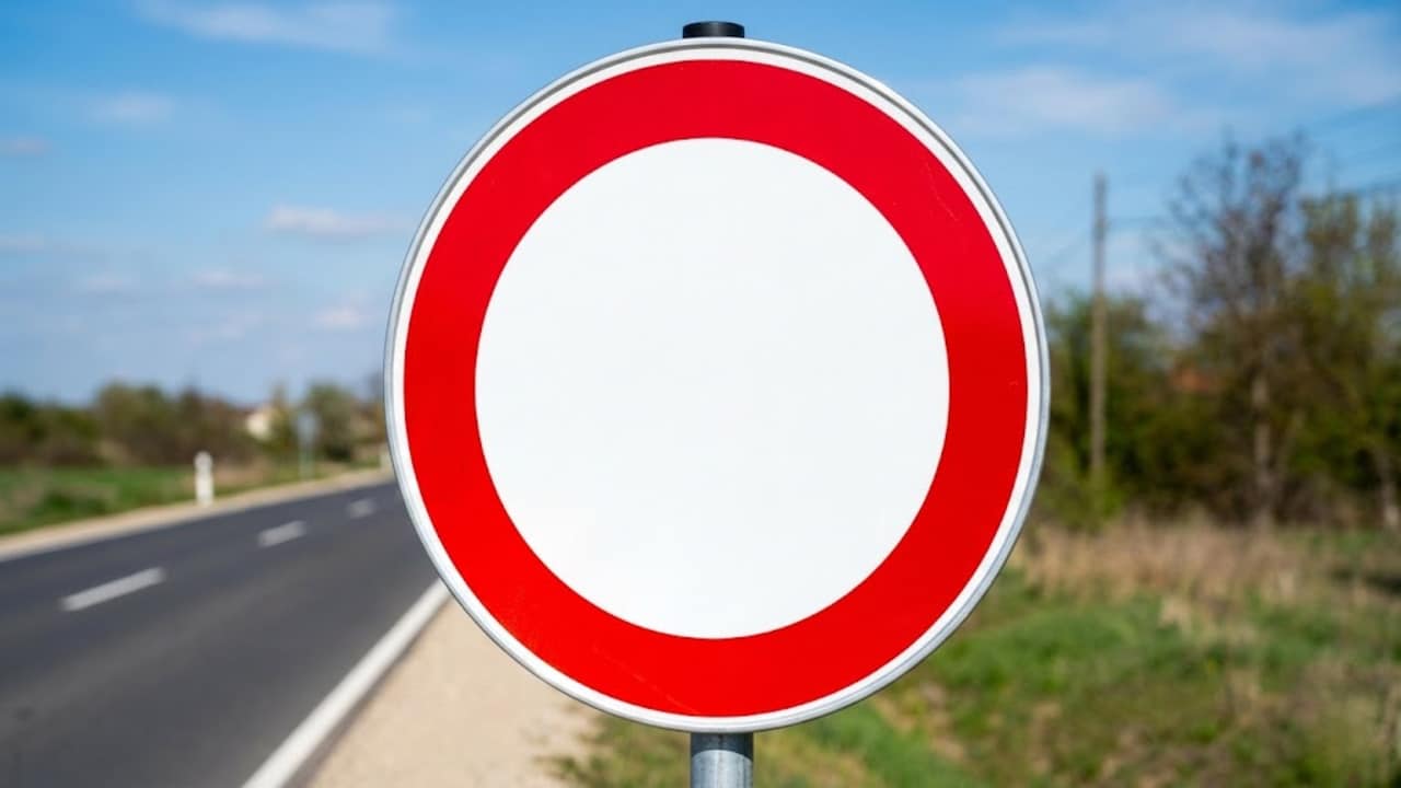Nova placa de trânsito: saiba se a informação é verdadeira ou falsa