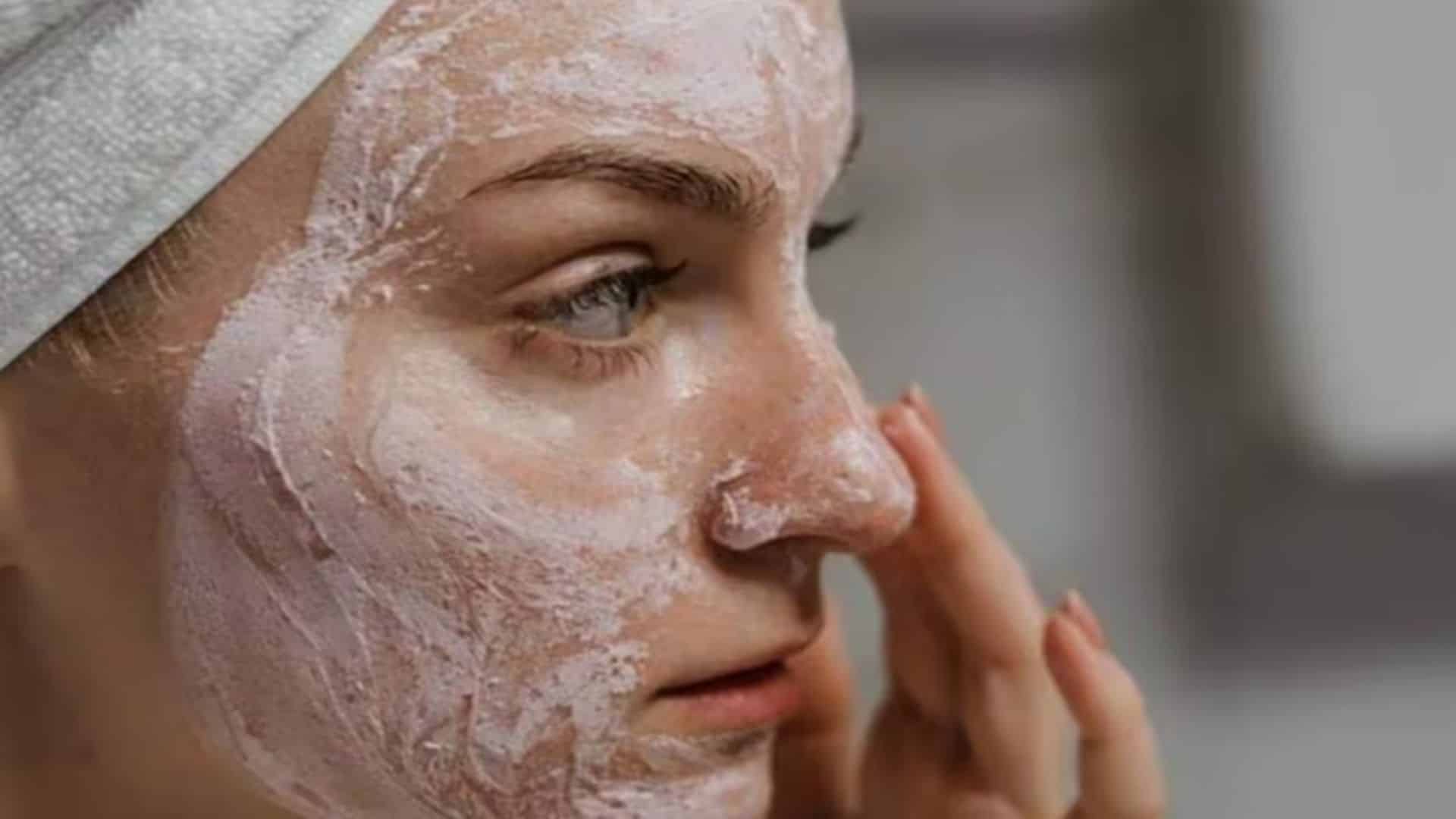 O esfoliante caseiro que remove células mortas e pode promover a renovação celular