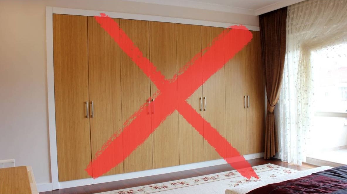 Adeus ao guarda-roupa com portas: a tendência prática que conquista os quartos em 2026