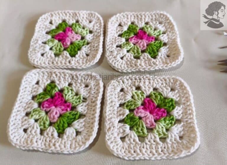 4 squares de crochê