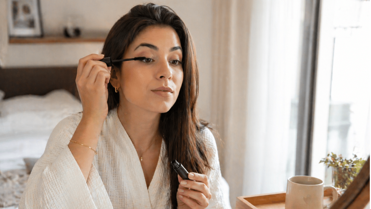 Maquiagem de 5 minutos para o trabalho: a rotina minimalista para quem precisa estar pronta rápido e com aparência profissional