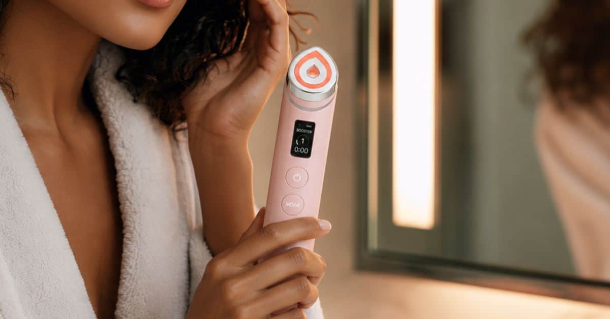 Booster Pro Medicube, o novo viral da internet: O que a ciência realmente diz sobre o dispositivo que dominou o mundo do skincare?